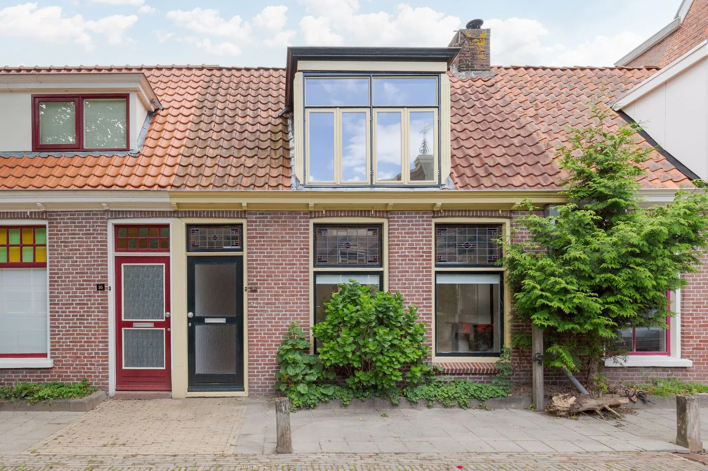 Kloosterstraat 14 in Sneek