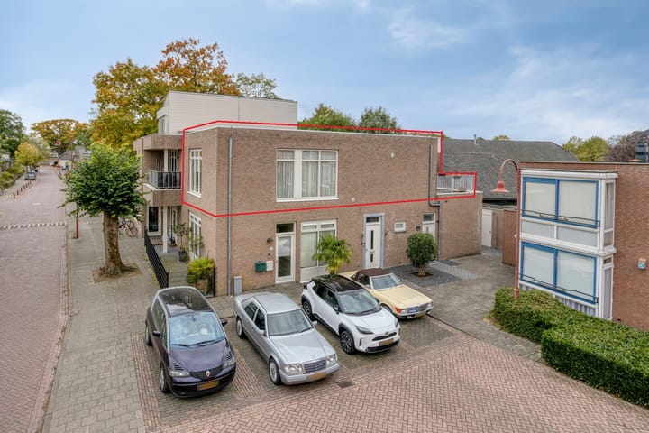 Photo of property Kloosterstraat 31, Made