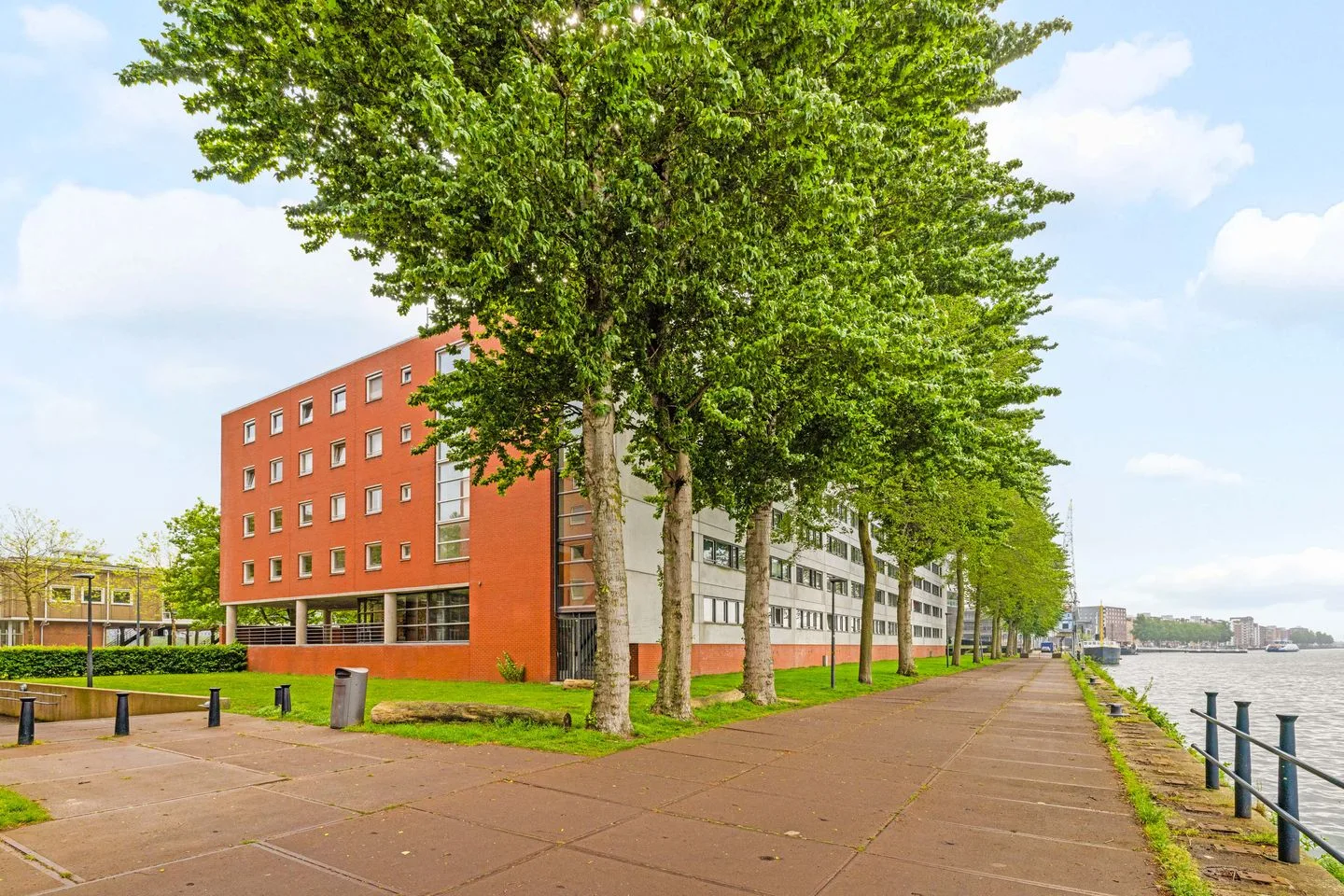 KNSM-laan 583 Amsterdam thumbnail 52