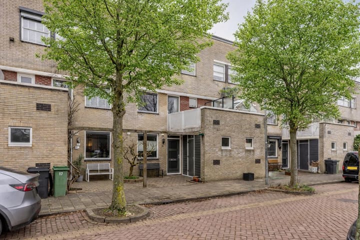 Ko van Dijkstraat 15 in Haarlem