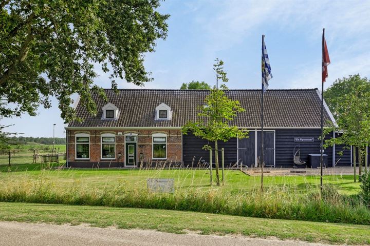 Koekoek 2 dans Ellewoutsdijk photo