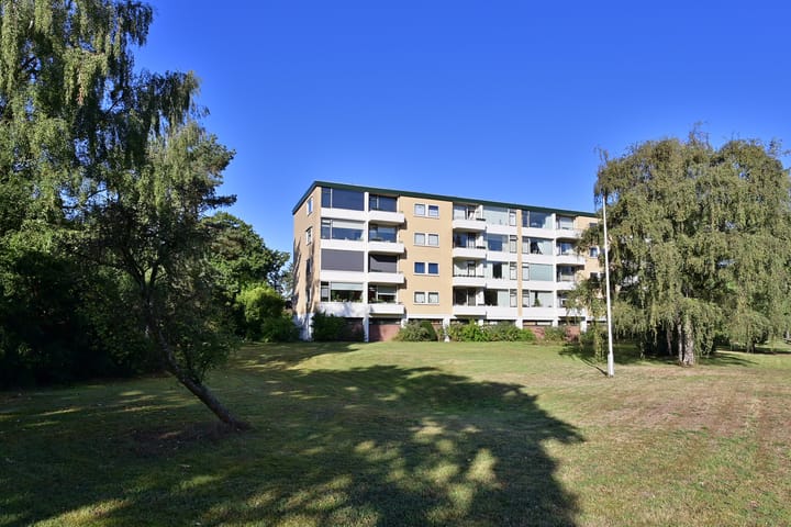 Koekoeklaan 71 in Bussum foto