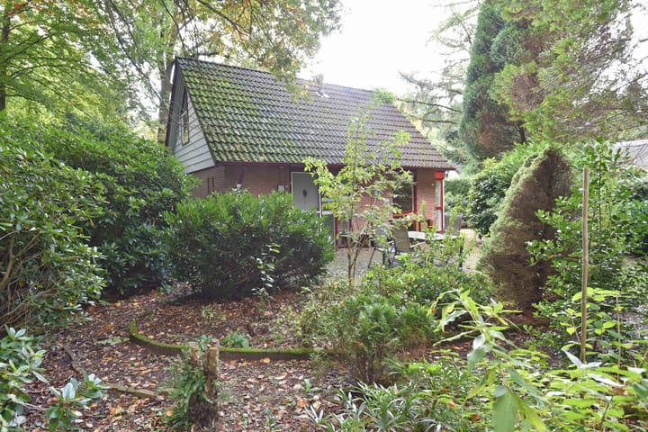 Photo of property Koeweg 17-10, Epe