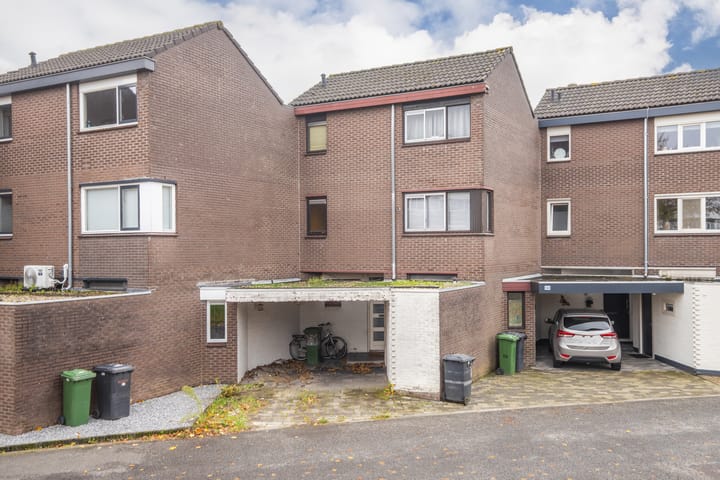 Koeweide 136 in Westervoort foto