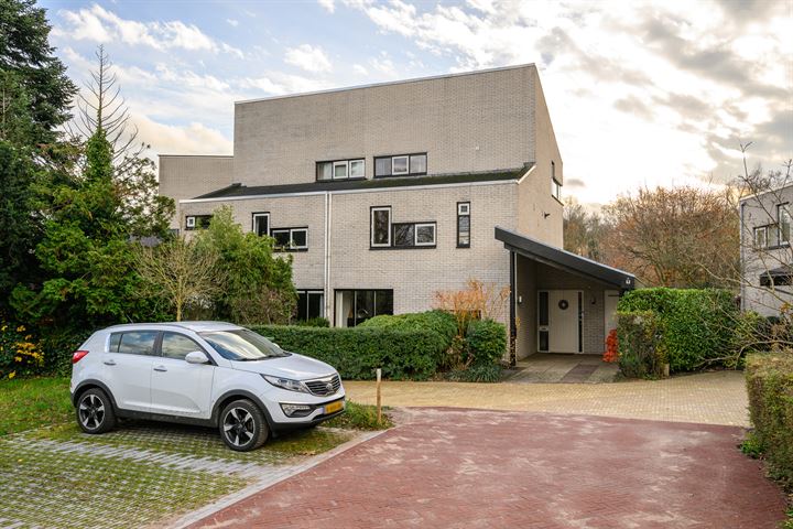 Koggewagen 56 in Blaricum photo