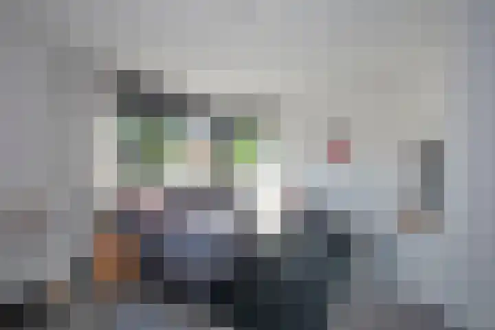 Kokerjuffer 15 Hengelo thumbnail 9