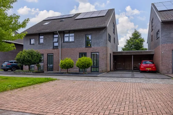 Kolonelsdiep 10 in Oldekerk