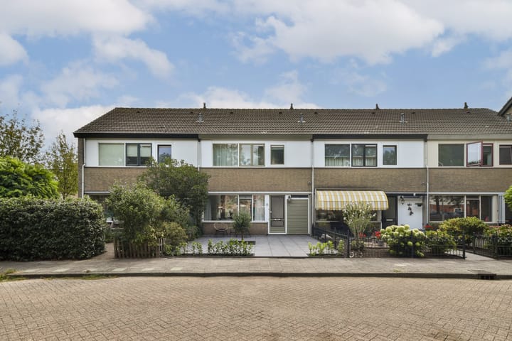 Kolonelsdiep 25 en Oldekerk foto