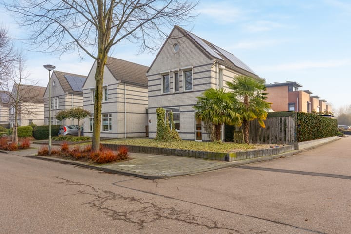 Photo of property Komeetlaan 40, Sittard