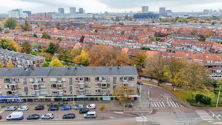 Koningin Julianalaan 42 dans Voorburg photo