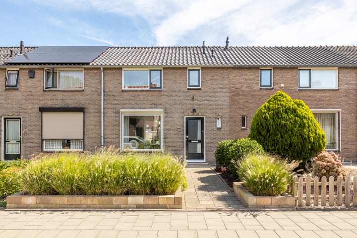 Koningin Julianastraat 20 in Piershil Foto