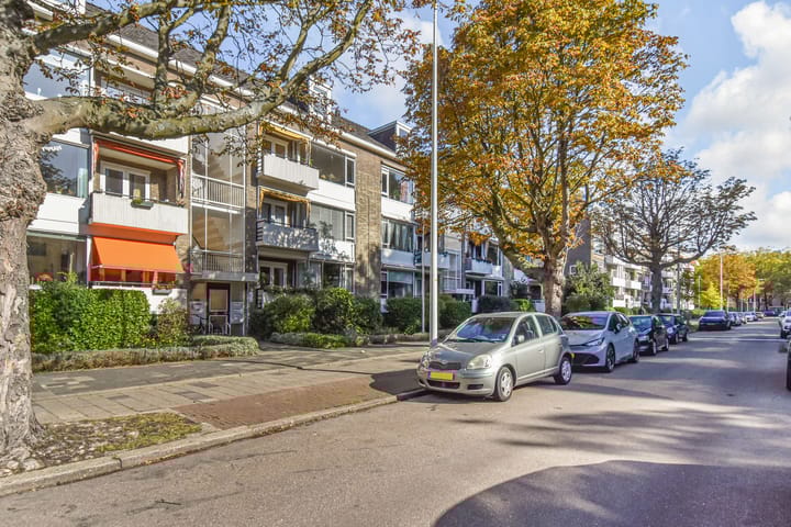 Koningin Marialaan 106 in 's-Gravenhage foto