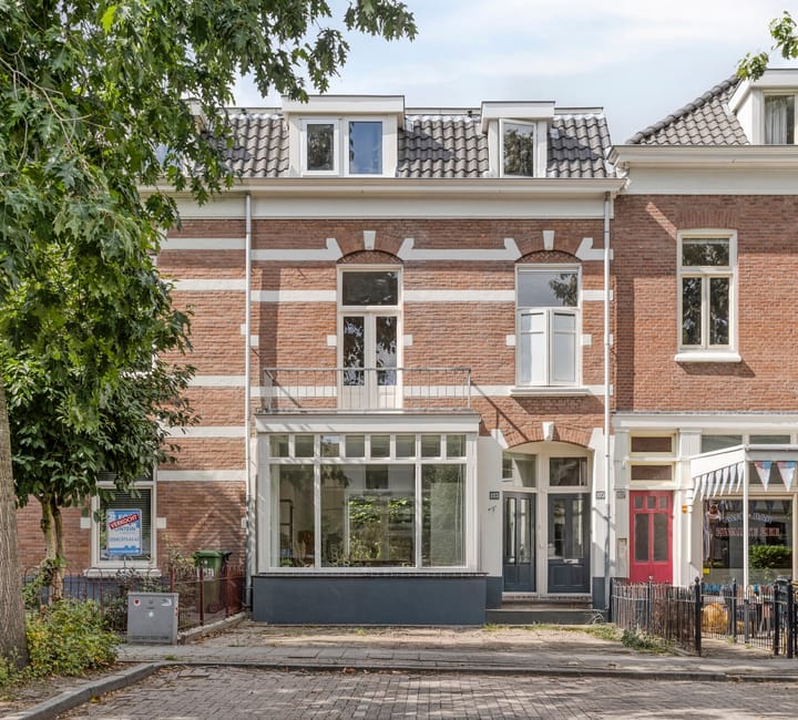 Koninginnelaan 103 in Nijmegen Foto