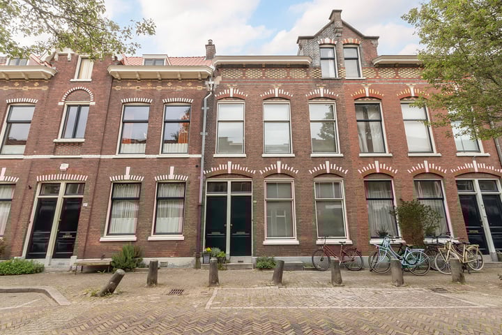 Koninginnestraat 21 en Dordrecht foto