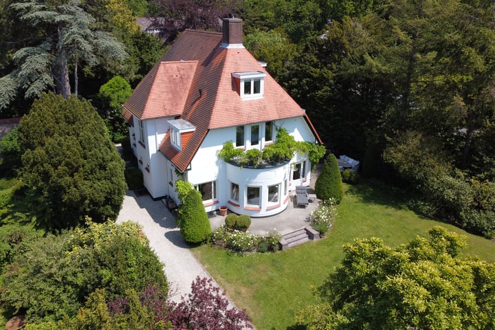 Koninginneweg 4 in Wassenaar photo