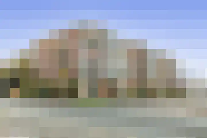 Koninginneweg 7 in Lisse