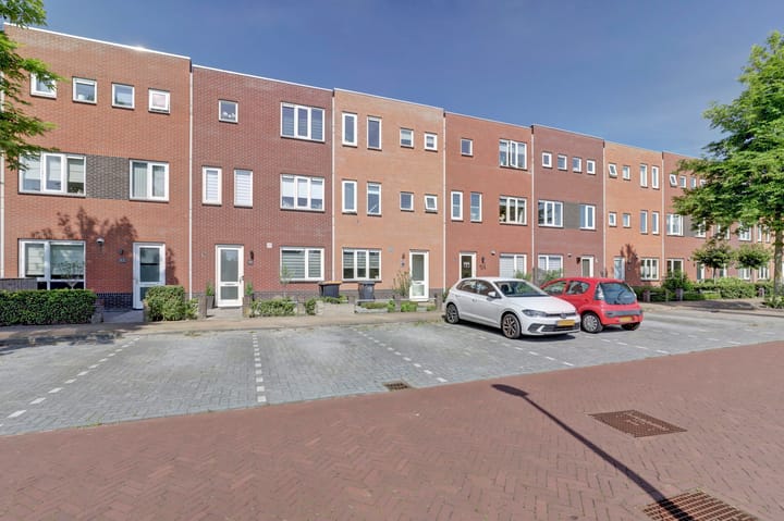 Koningspage 95 in Hoogeveen Foto