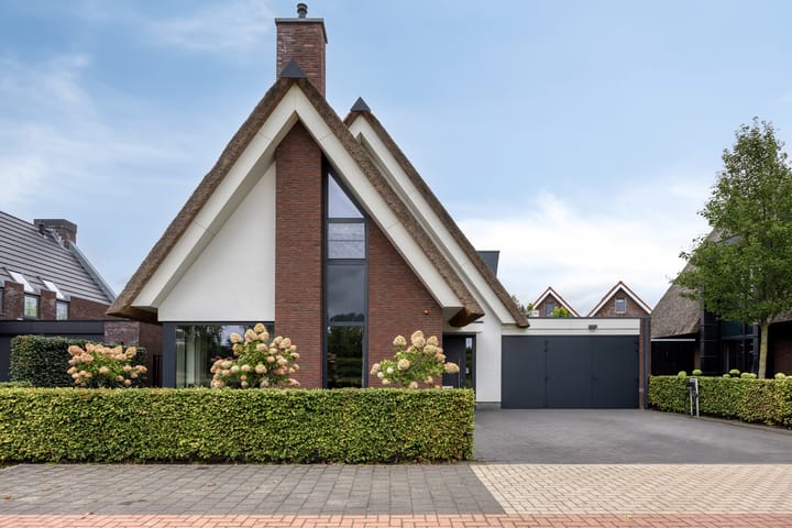 Photo of property Koolmees 6, Mierlo