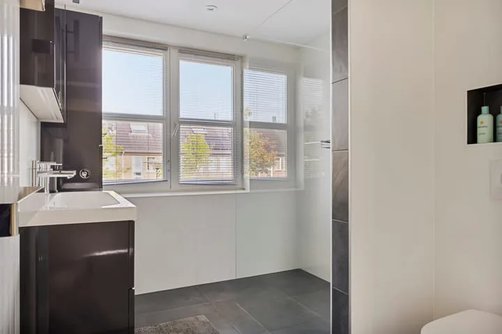 Koos Speenhofflaan 46 Beverwijk thumbnail 20
