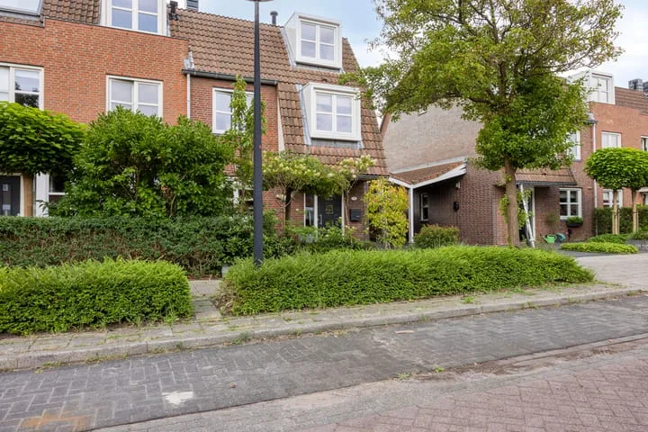 Koos Speenhofflaan 46 Beverwijk thumbnail 47