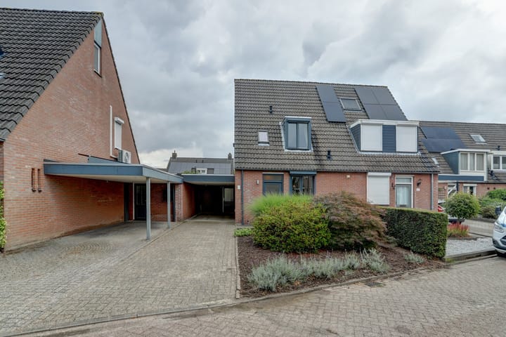 Korenbloemstraat 24 dans Maasbree photo