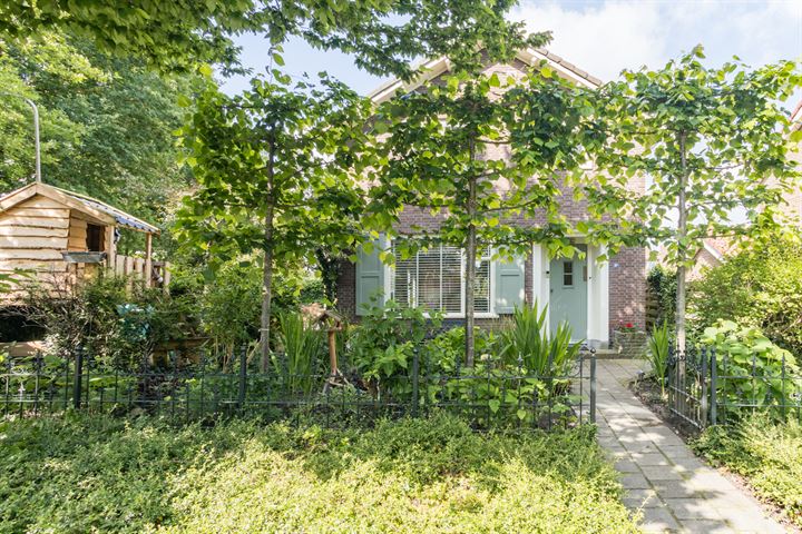 Photo of property Kornet van Limburg Stirumstraat 37, Olst