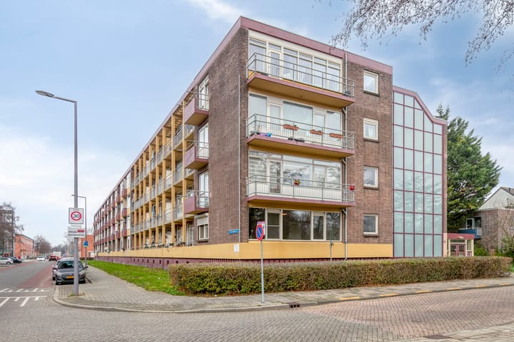Krabbendijkestraat 382 in Rotterdam photo