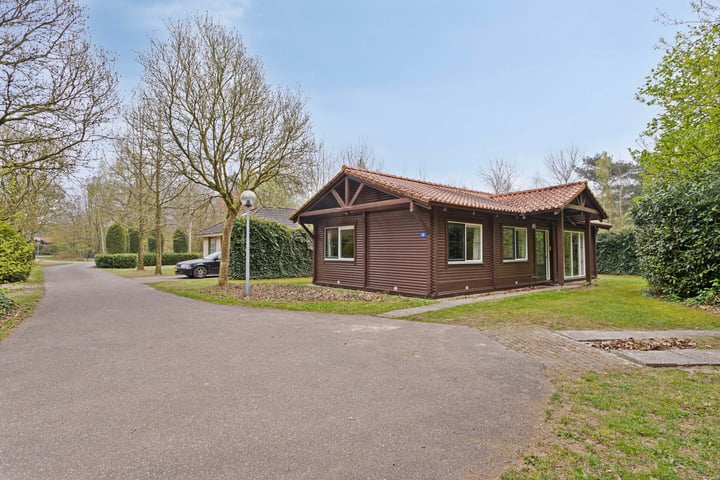 Krachtighuizerweg 38-38 in Putten Foto