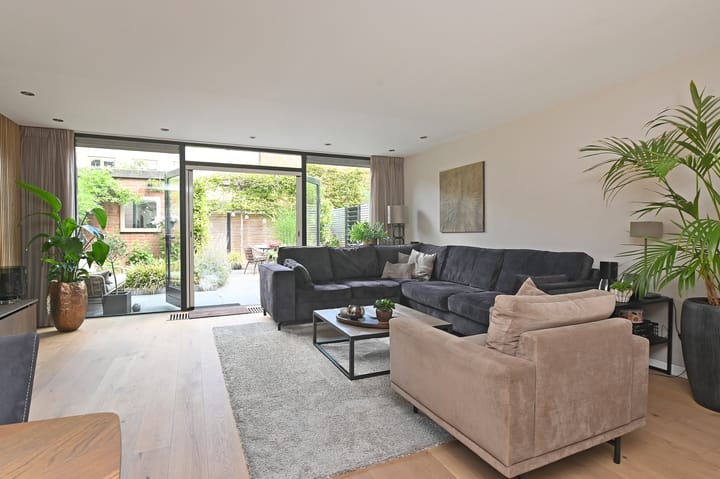 Krakeendstraat 12 in 's-Gravenhage foto