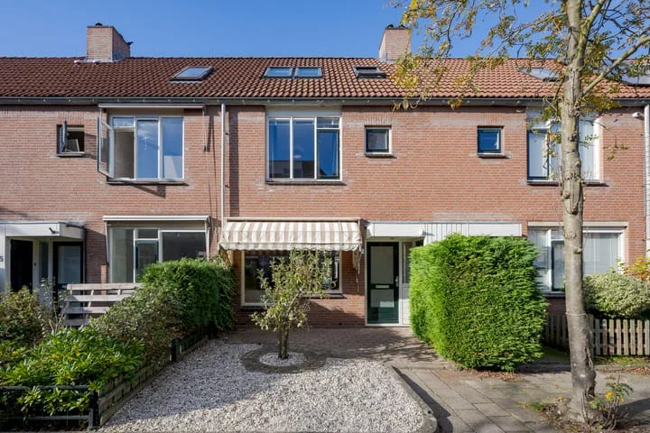 Kramsvogelerf 7 Voorschoten