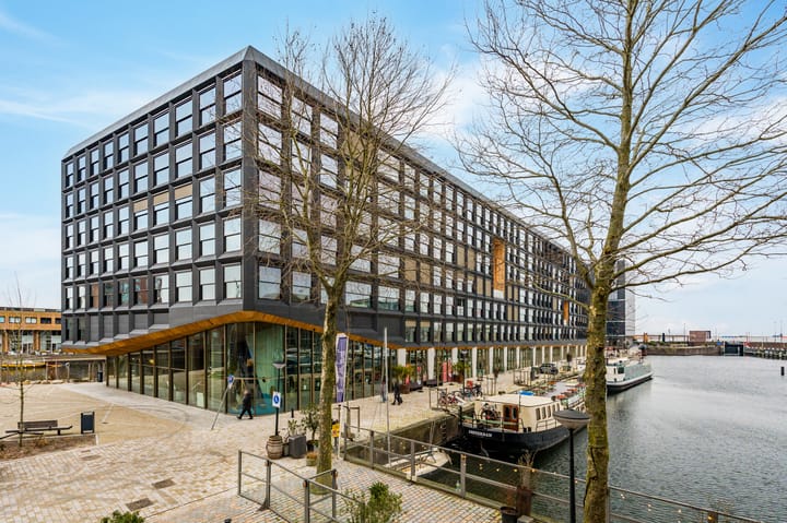 Photo of property Krijn Taconiskade 371, Amsterdam