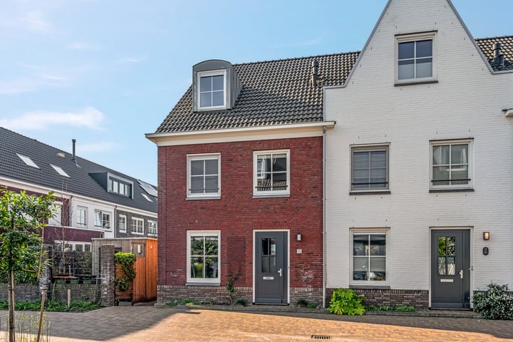 Krimperij 15 in Ede photo