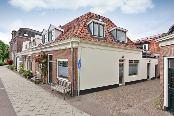 Kromme Elleboogsteeg 6 en Weesp foto