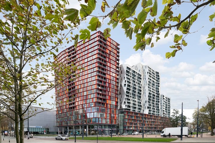 Kruisplein 610 in Rotterdam photo