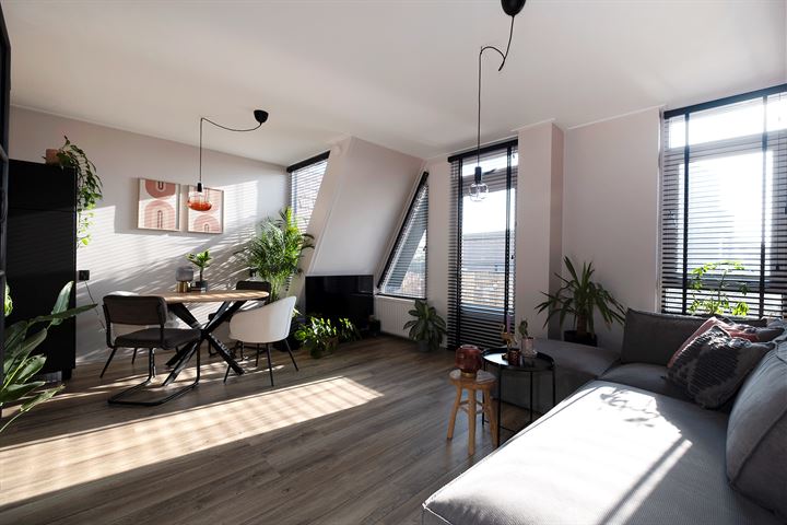 Kruisstraat 49 en Hoogeveen foto