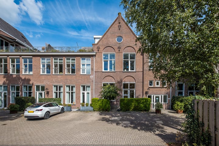 Kruisweg 7H in Utrecht photo