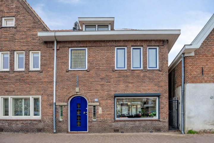 Kwaadeindstraat 43 in Tilburg photo