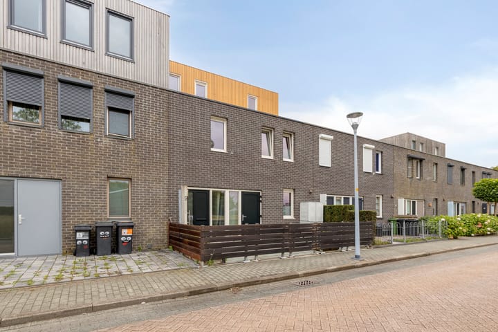 Laagveld 9 in Nieuw-Vennep Foto
