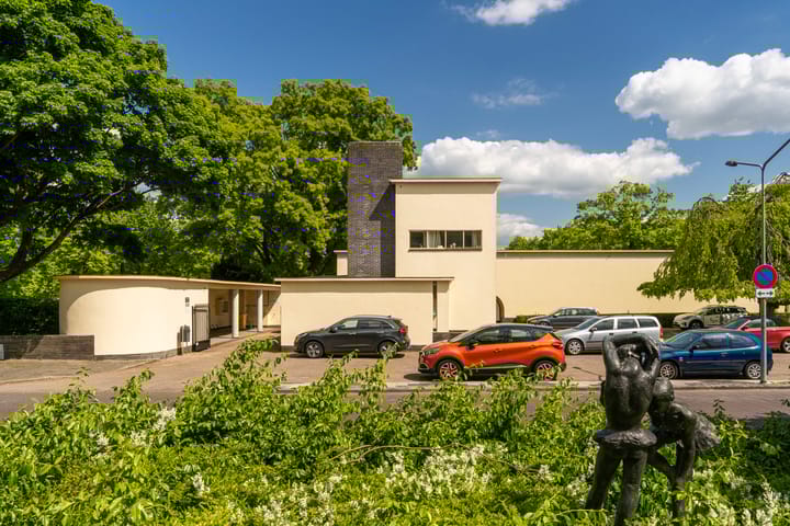 Laan 1940-1945 4 in Hilversum foto