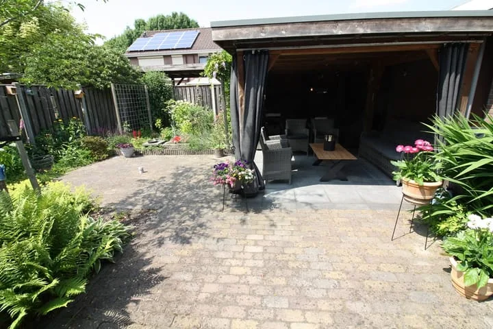 Laan '40-'45 58 Vriezenveen thumbnail 32