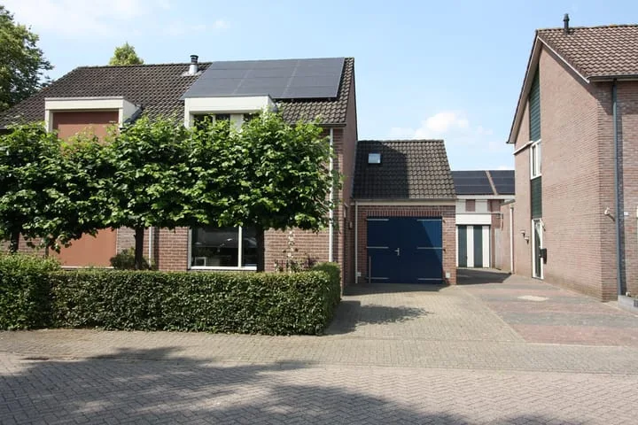 Laan '40-'45 58 Vriezenveen thumbnail 34