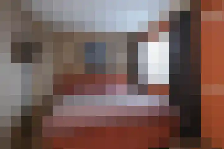 Laan '40-'45 95 Vriezenveen thumbnail 8