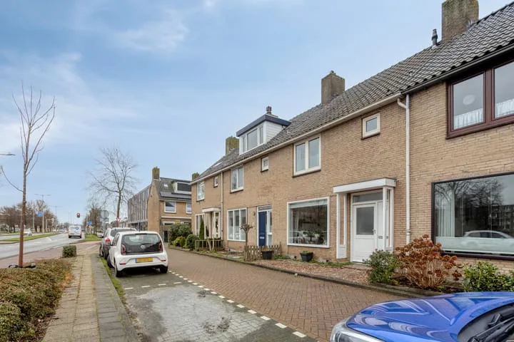 Laan der Nederlanden 76 Beverwijk foto 2