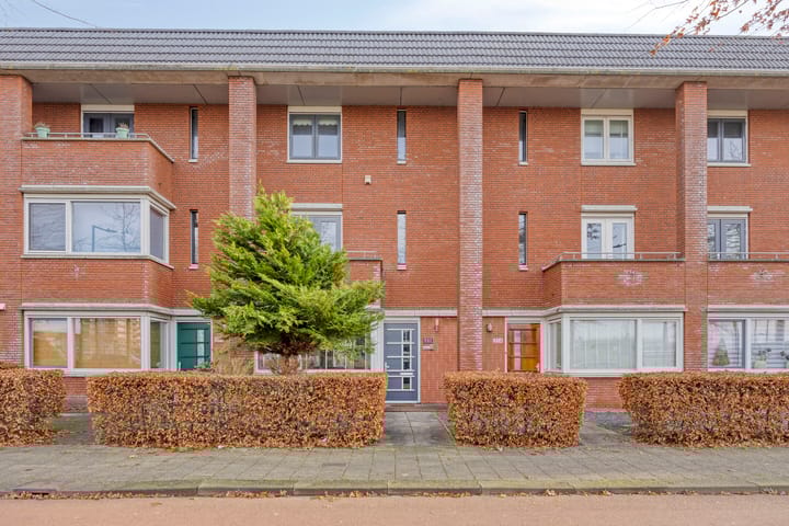 Laan van Avant-Garde 352 dans Rotterdam photo