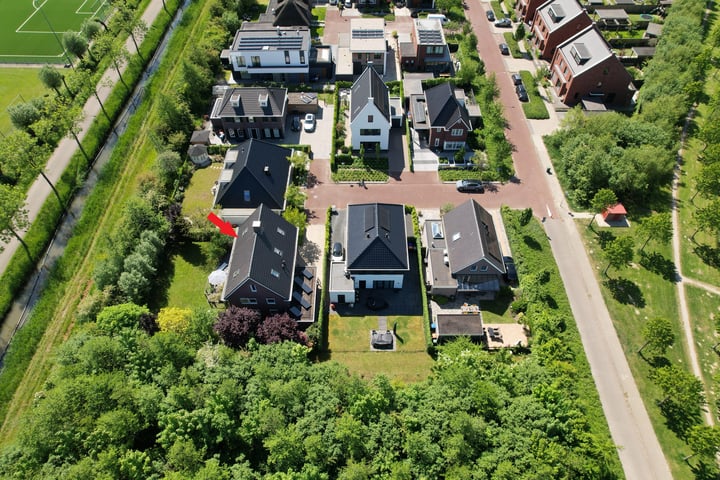 Laan van Braets 8 in Dordrecht Foto