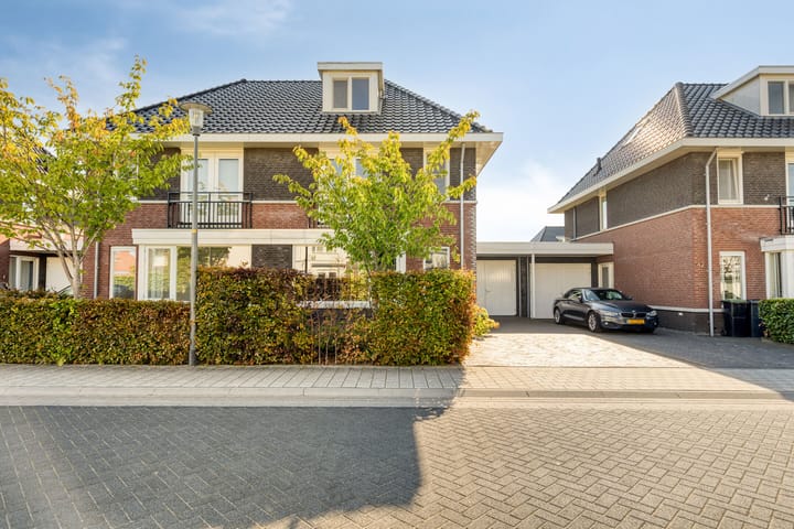 Laan van de Highlanders 44 in Zutphen Foto