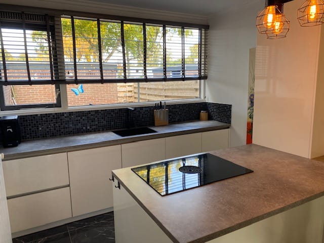 Laan van de Marel 408 in Emmen