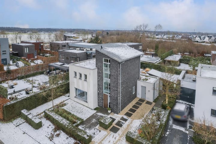 Laan van de Poolse Brigade 6 dans Arnhem photo