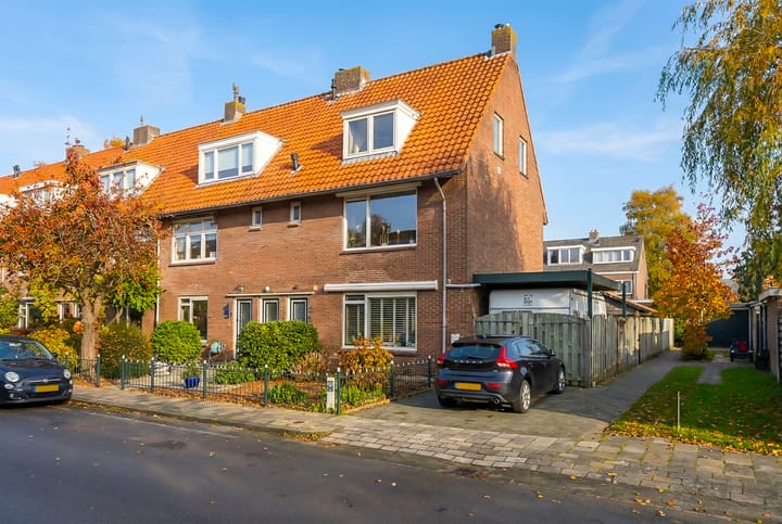 Laan van Henegouwen 2 in Zeist