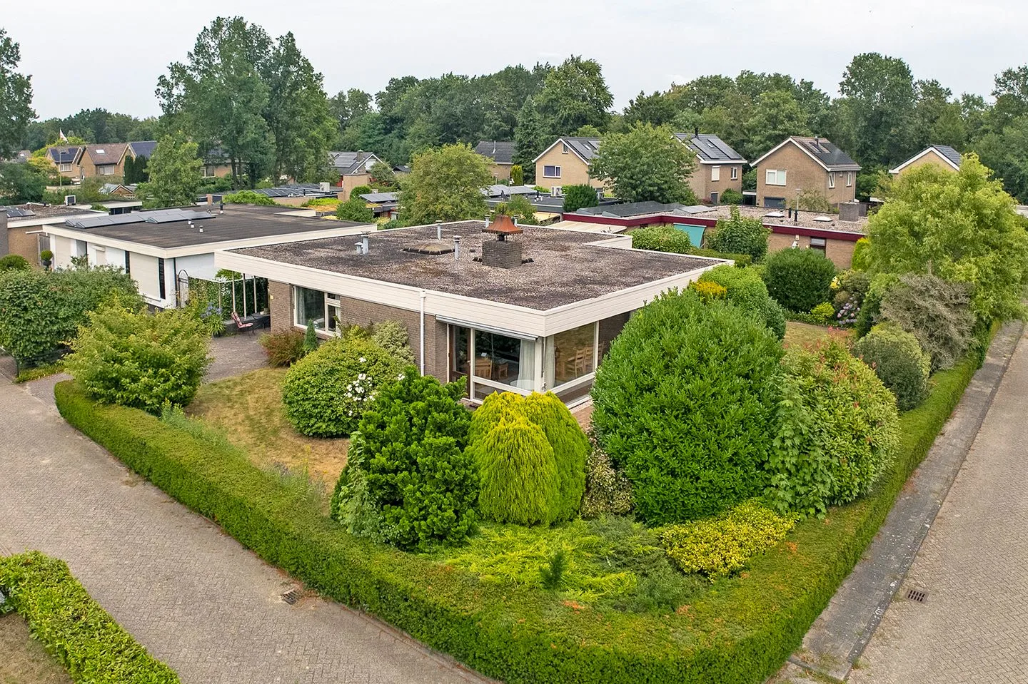 Laan van het Kwekebos 242 Emmen foto 2